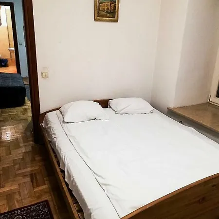 Penguin 1220 * Krakow